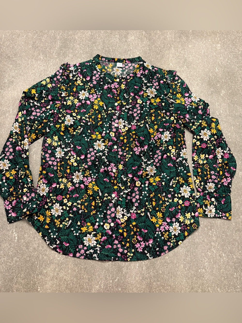 NWOT Women’s Old Navy Floral Button Down 100% Cotton - Size L
